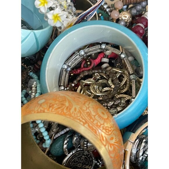 Mystery Bracelet 1lb Lot - Beaded, Cuff, Bangle, Stone, Glass, Metal, Wood - Picture 3 of 16